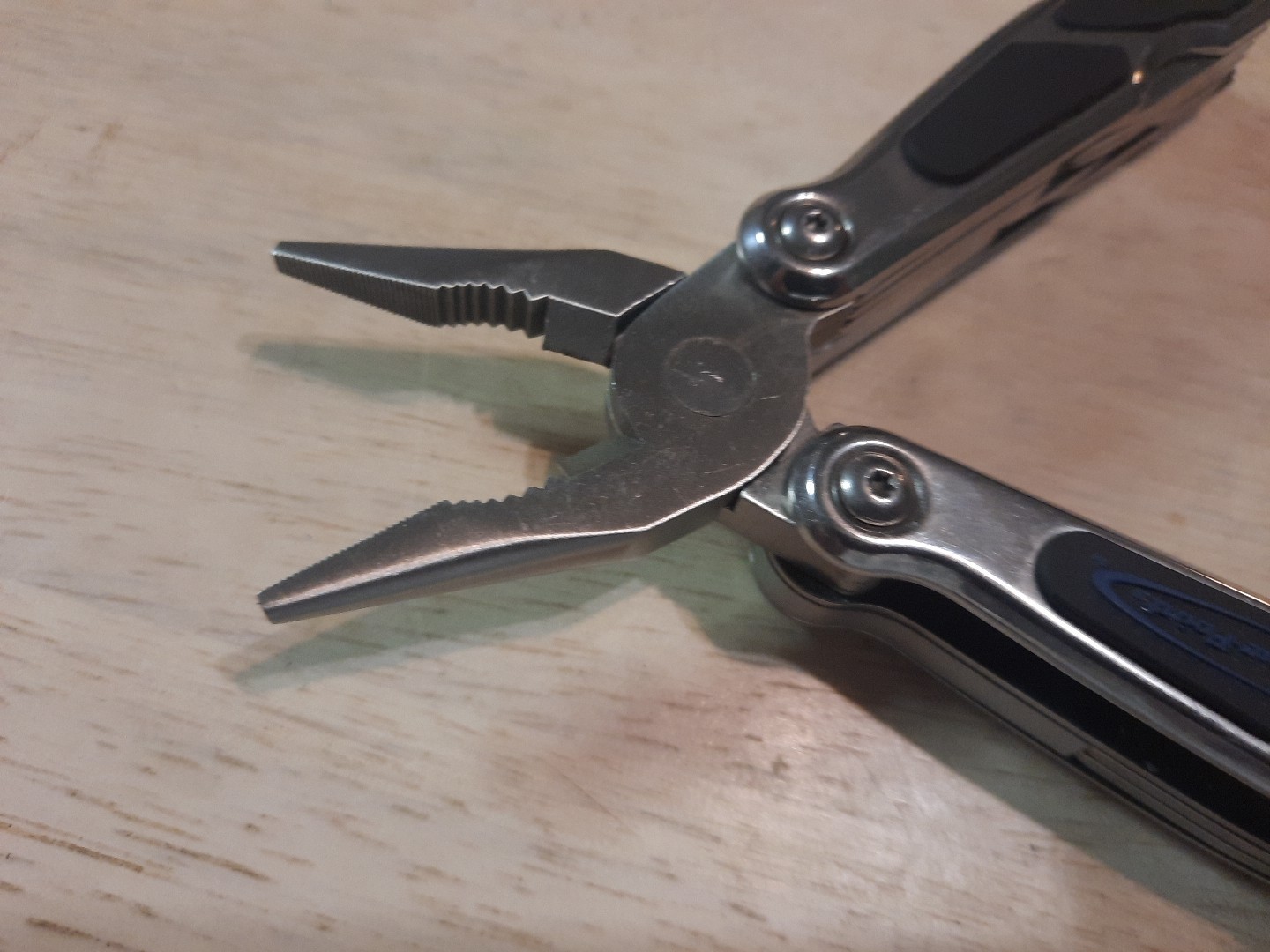 BLUE POINT BLPMT12 Multitool w/LED Work Light