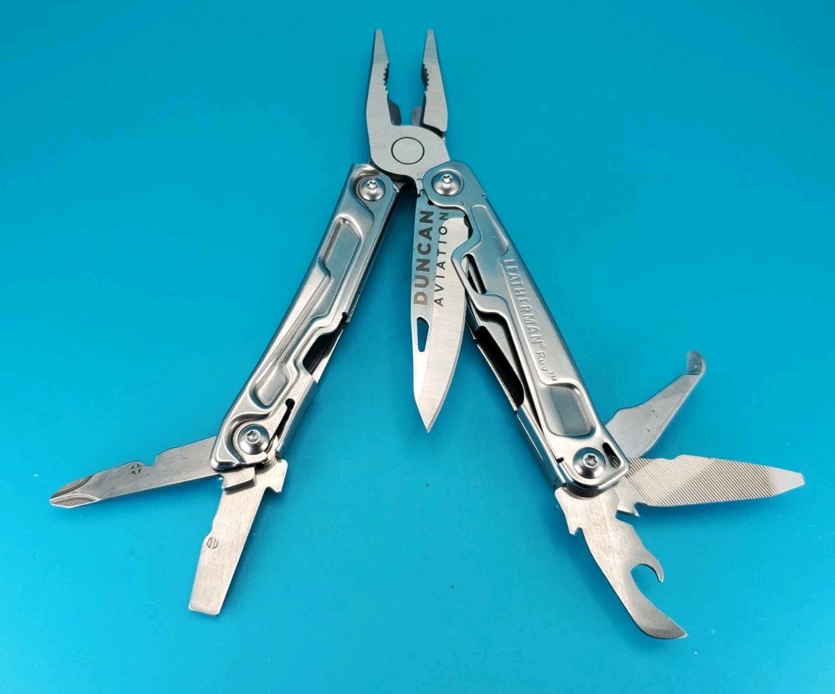 Leatherman Rev 3.8″ Multi-Tool, Stainless! *DUNCAN AVIATION*