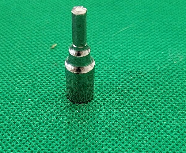 Victorinox 1/8″ hex – 1/4″ hex bit adapter Cybertools / Electronics screwdrivers