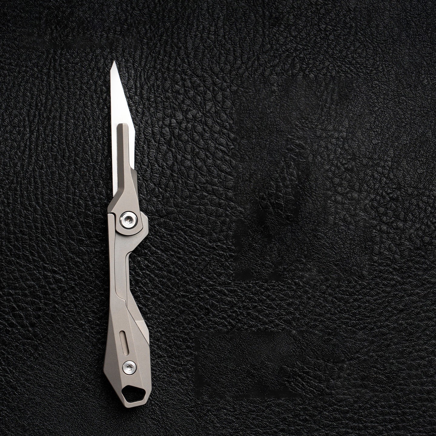Mini Titanium Alloy Folding Utility Knife EDC Pocket Box Cutter Craft Tool