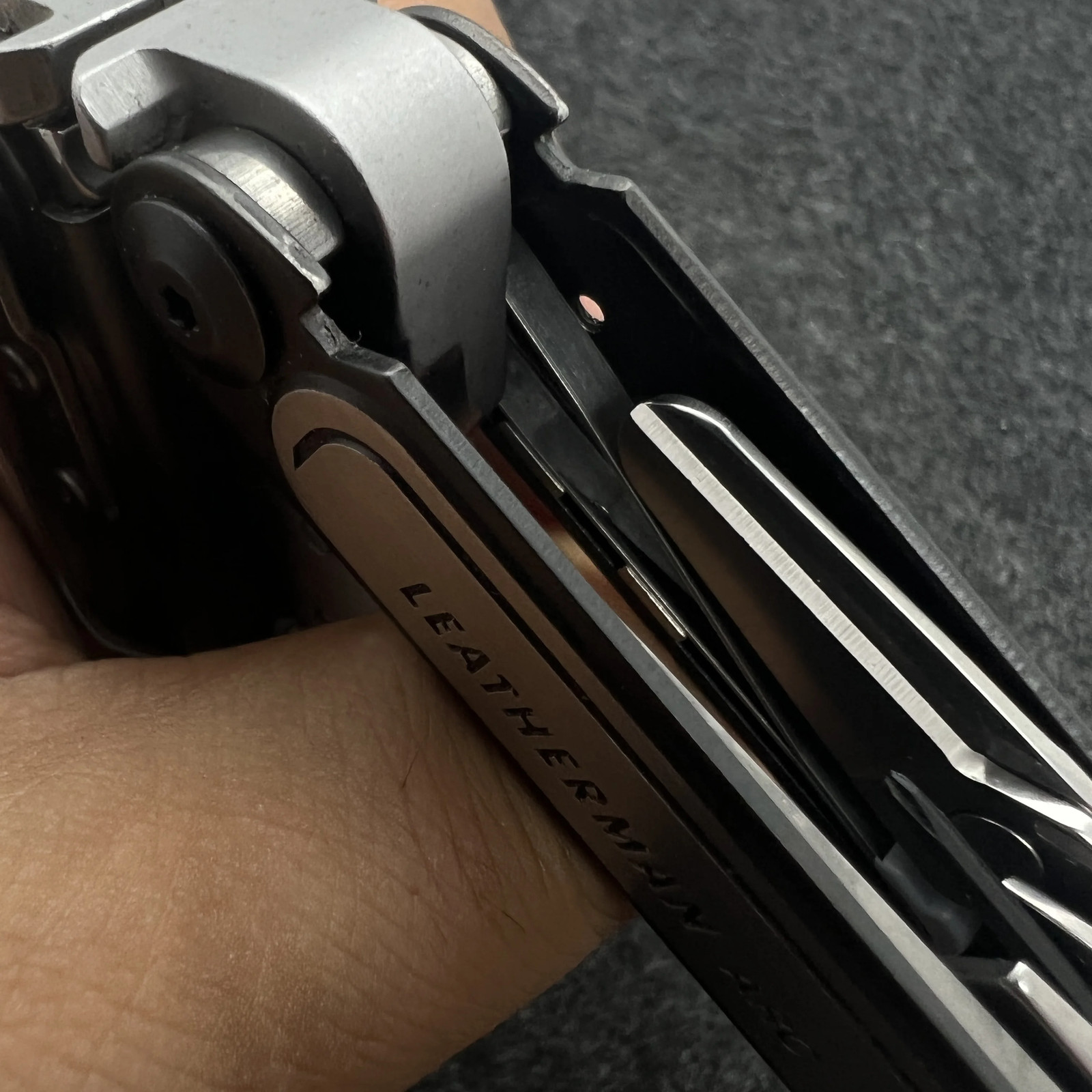 Tweezers and Strong Magnets For Leatherman Free P4 ARC DIY MOD Accessories