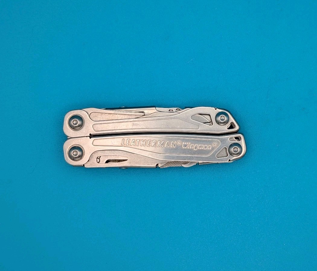 LEATHERMAN WINGMAN MULTI-TOOL! FAST SHIPPING!