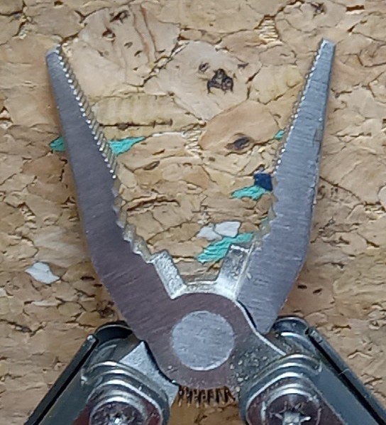 USED SILVER CABELA’S 7 IN 1 MULTI-TOOL VERY GOOD CONDITION