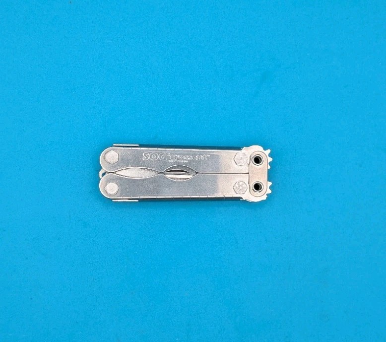 SOG Crosscut Multitool Knife! WITH SHEATH!