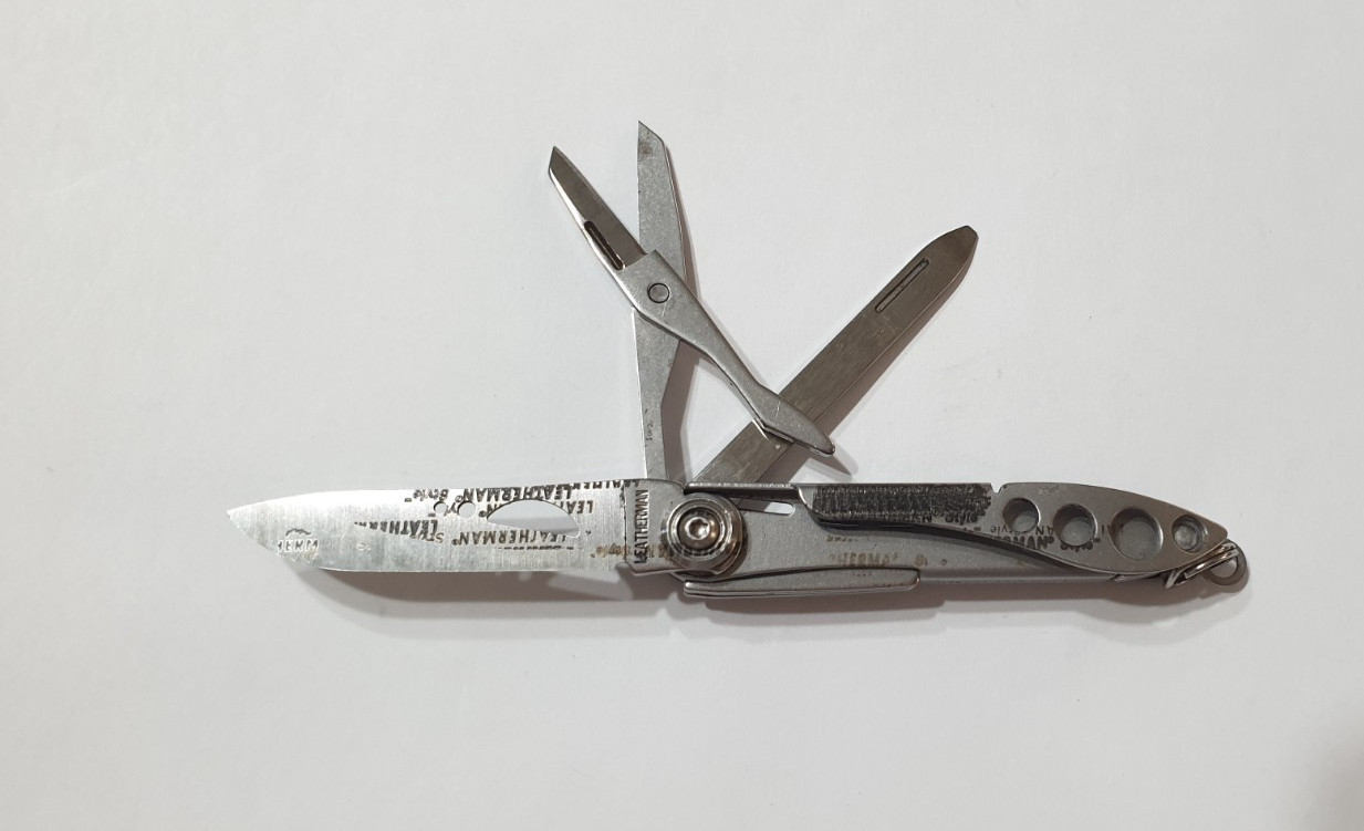 🔥🔥 Leatherman Style One Hand Opening Prototype and Factory Misprint Very Rare