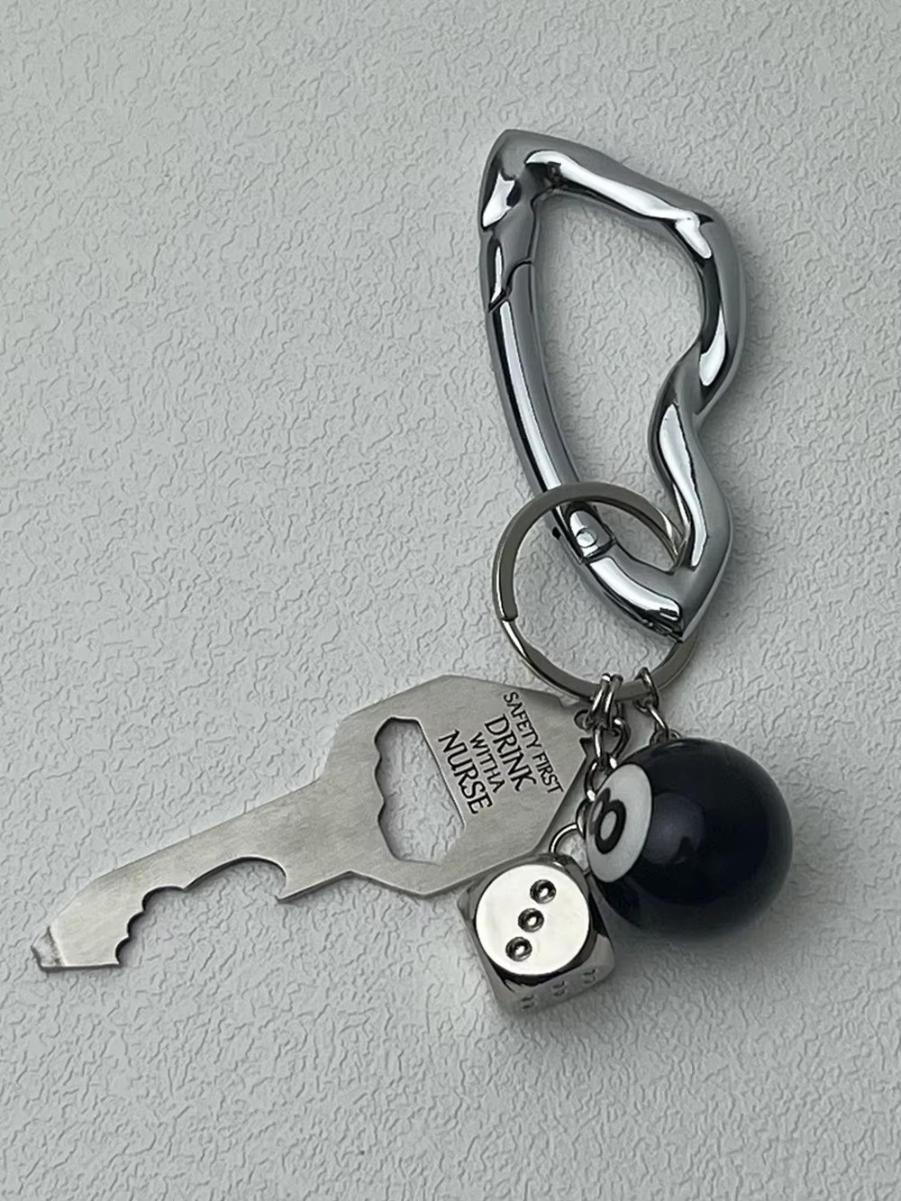 Twisted Metal Carabiner Keychain Gothic Y2K Waist Hanging Key Ring