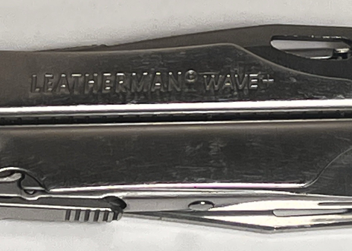 LEATHERMAN Wave + Plus Multi-Tool Pliers 18 In 1 Silver EXCELLENT CONDITION