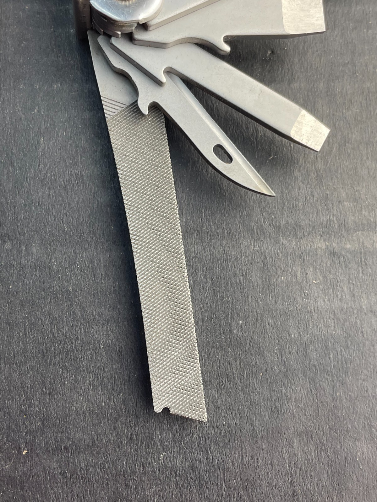 Leatherman Core Multi-Tool Stainless Steel Knife Pliers – Parts/Repair
