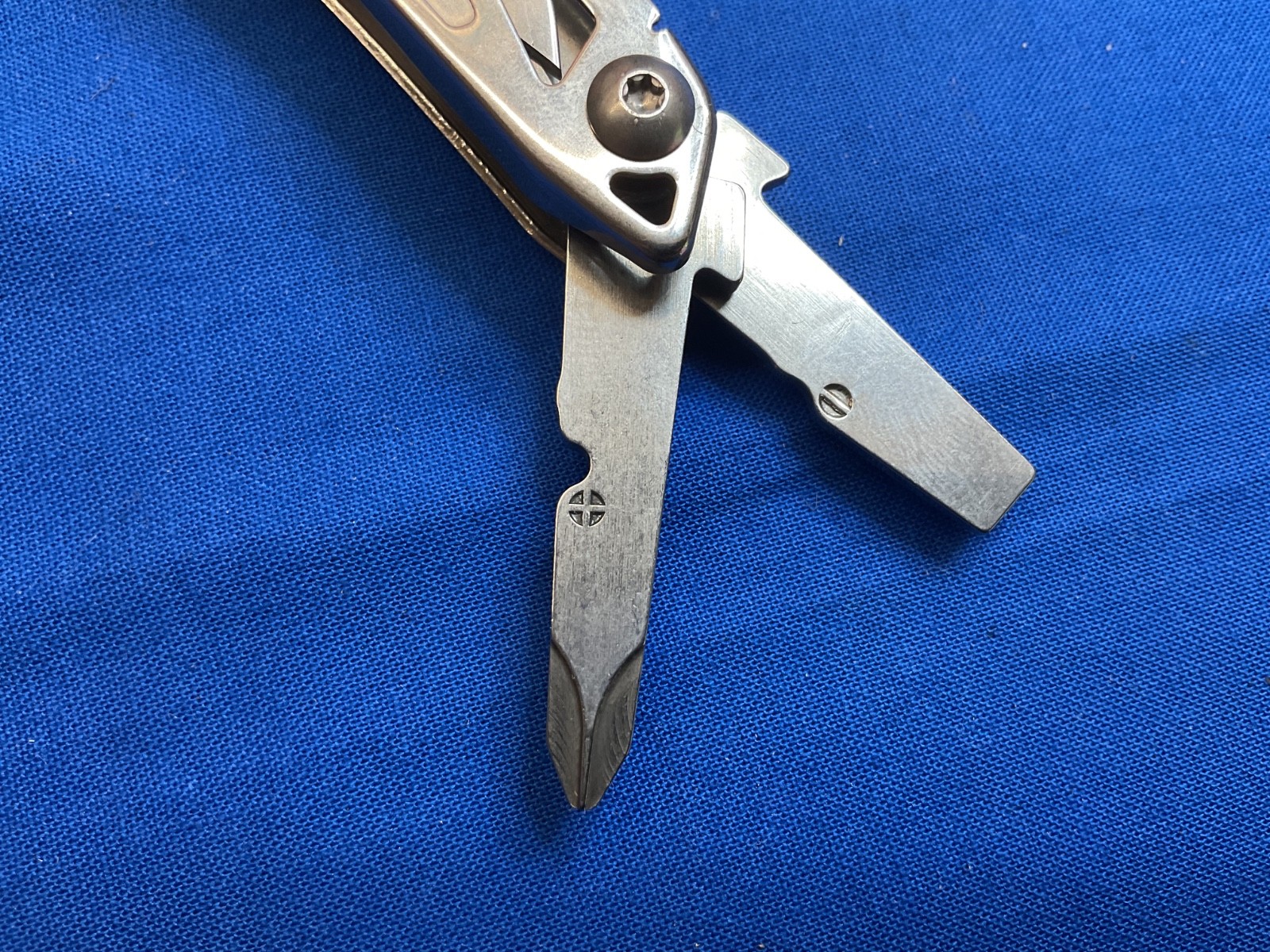 Leatherman Wingman Multi Tool Knife Pliers Camping Hunting Hiking 2022 Date Code