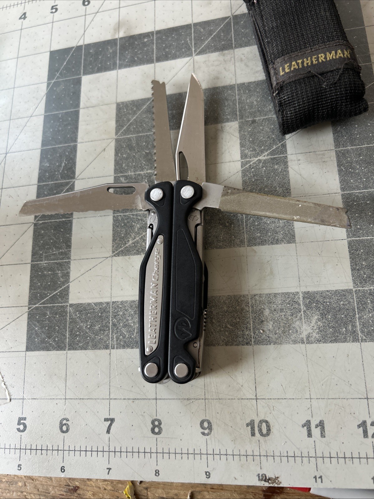 Leatherman Charge AL Multi-Tool Knife Plier Color Black W Black Nylon Shealth