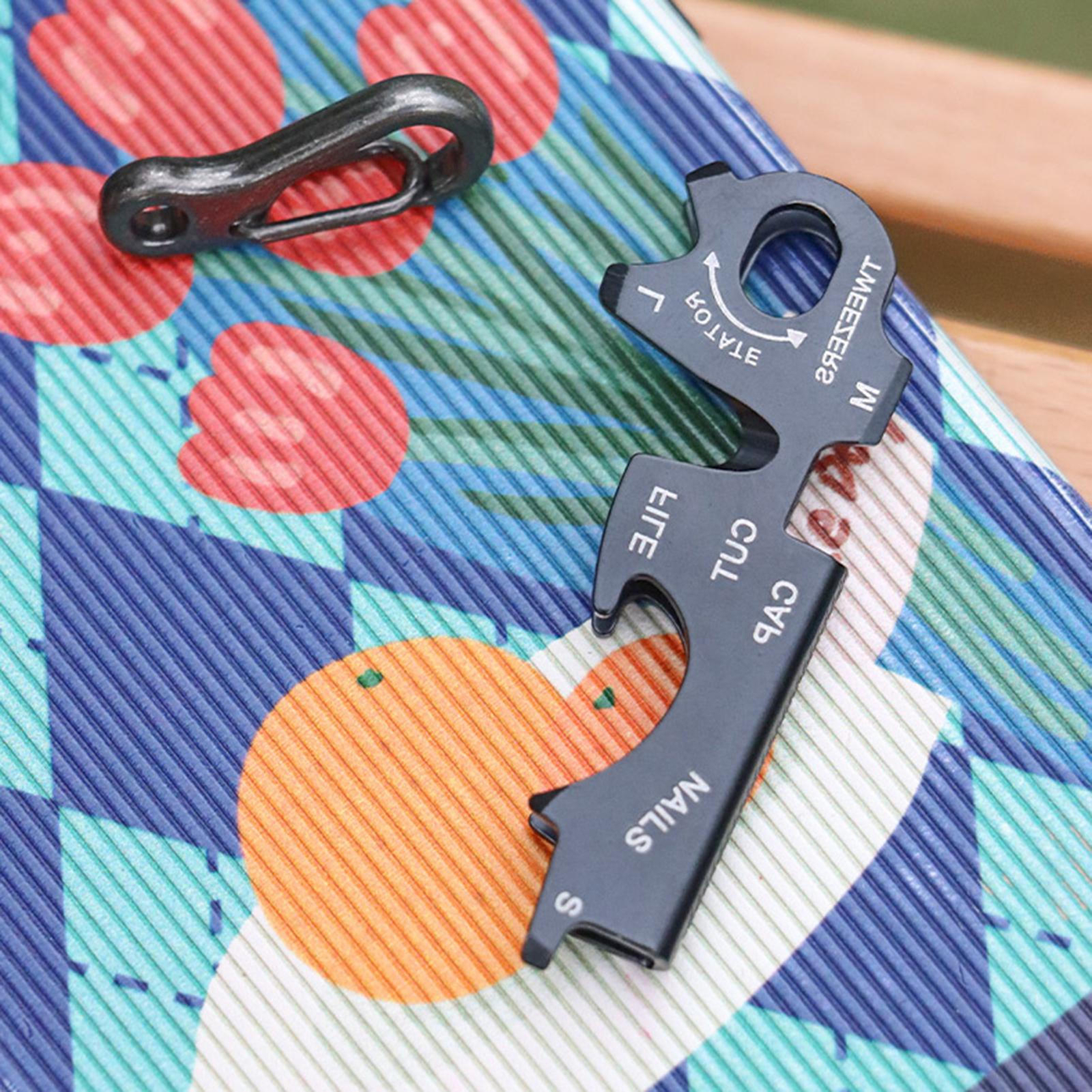2 Pcs Keychain Tools and Gadgets 8 in 1 Stainless Steel Screwdriver Tool