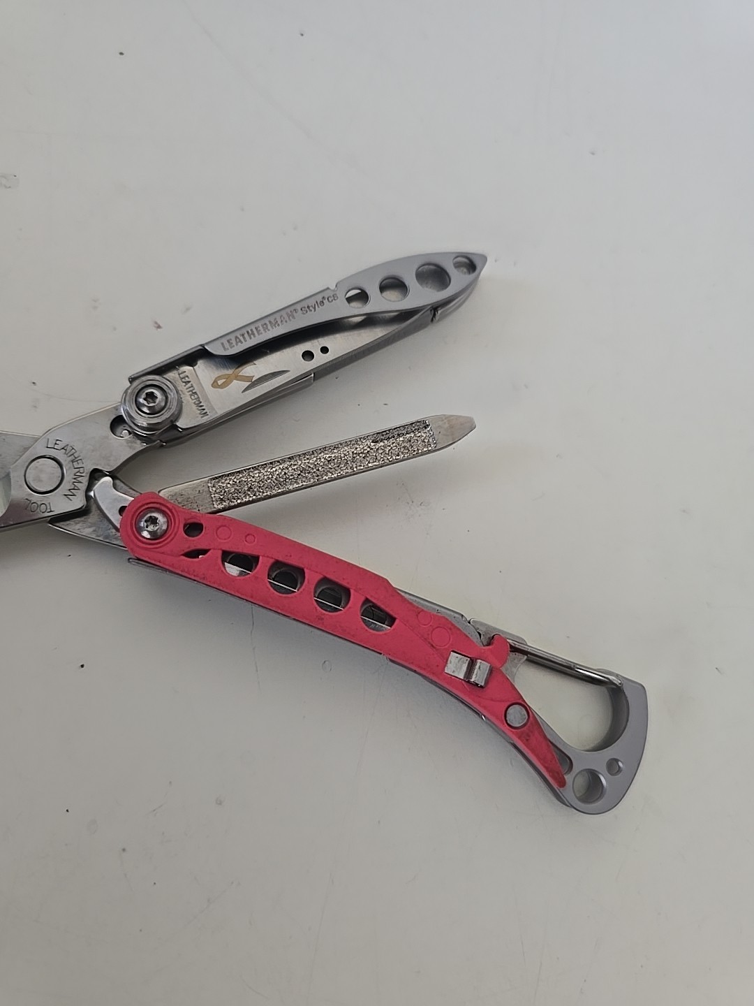 Leatherman Style CS Multi-Tool Pocket Knife Pink Breast Cancer Awareness