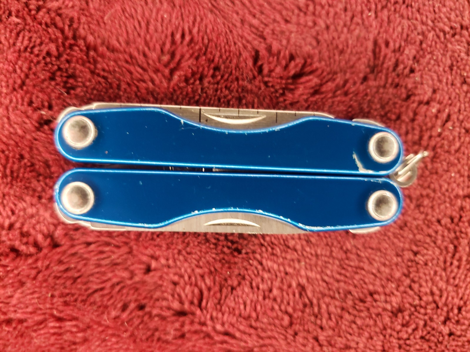🔪 Leatherman Squirt S4 Multi-Tool Blue