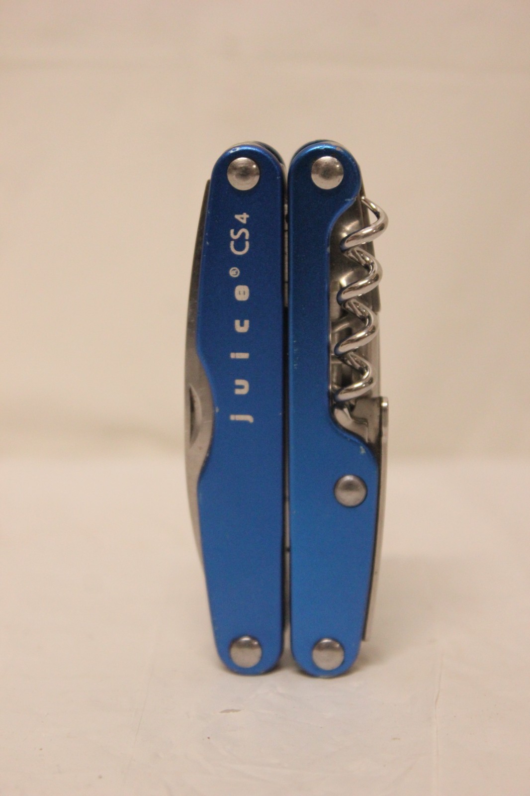 Leatherman Juice CS4 Blue Retired Multi Tool Pliers Knife Great Condition J11