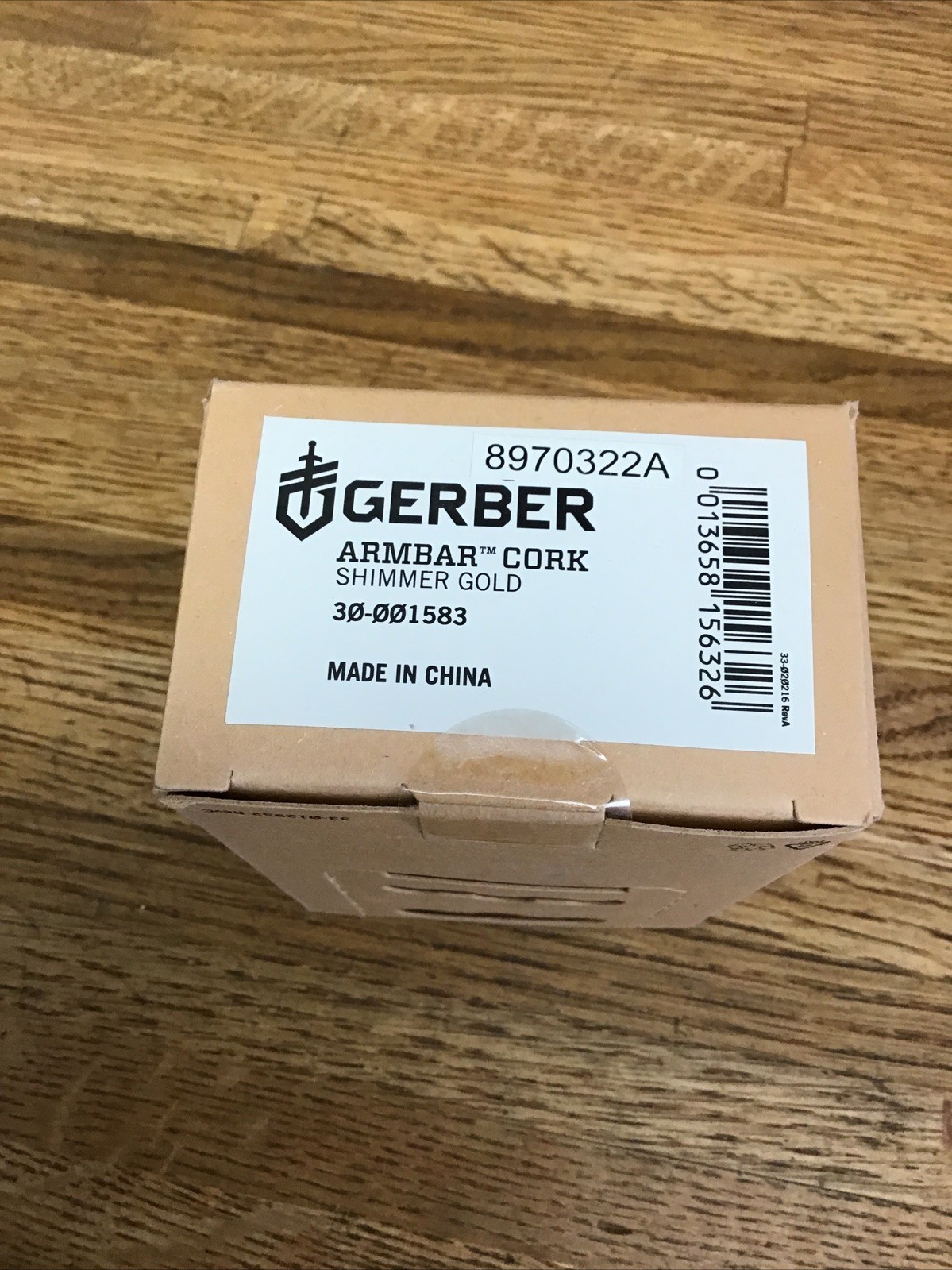 Gerber Armbar Cork Pocket Knife Multi-Tool 8 Tools 3.1 oz – Gold