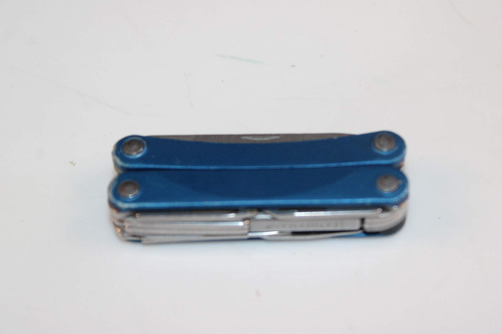 Leatherman SQUIRT PS4 Multi-Tool With Pliers Scissors Knife BLUE!