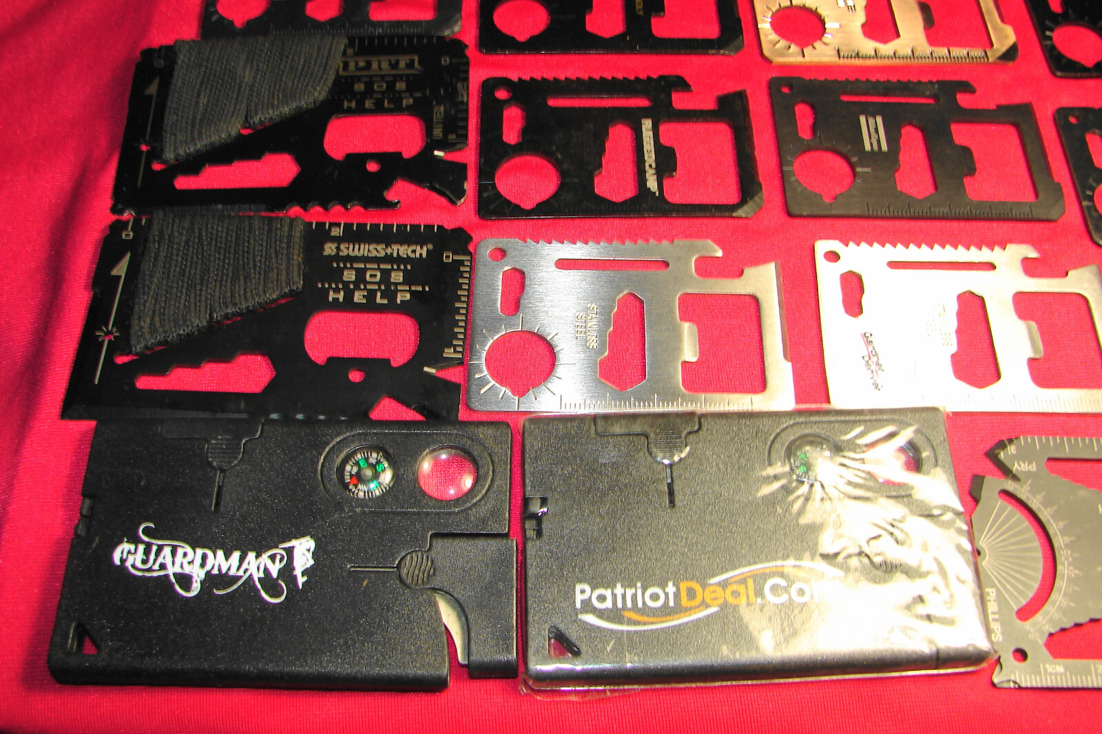 Wallet Multitool,20,Multipurpose Pocket Survival Tool.11+ Function Knife,Camping