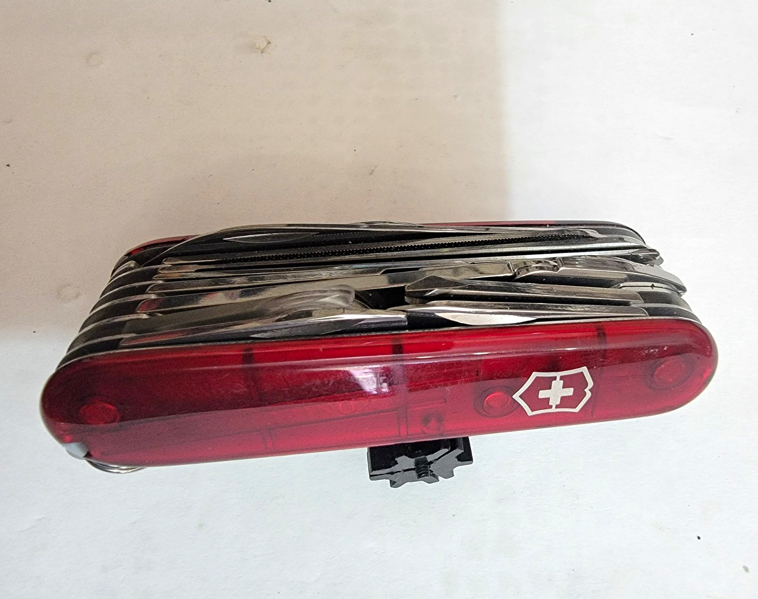 Victorinox Swiss Champ Red Swiss Army Knife 15+ Tools Scissors Corkscrew