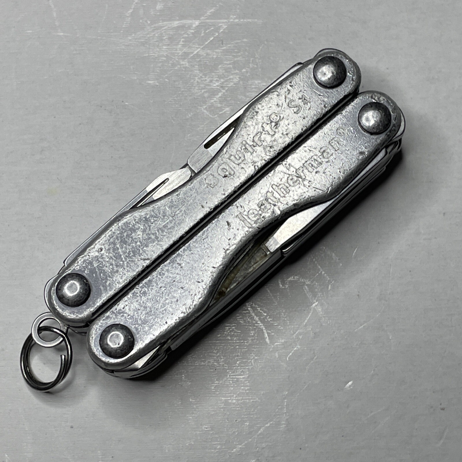 Leatherman Squirt S4 Stainless Steel Multitool Keychain – Parts or repair