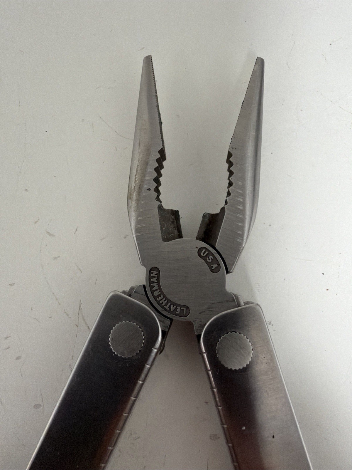 Leatherman Multi Tool With Leather Case VTG U.S.A. PST #1325473 *damaged blade