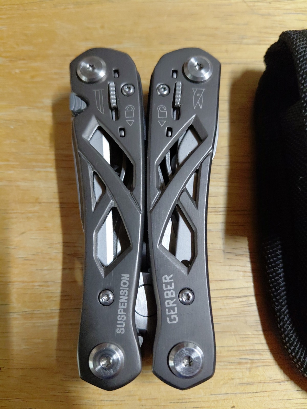 Gerber Suspension Multi-Tool Used, Good Condition With Sheath