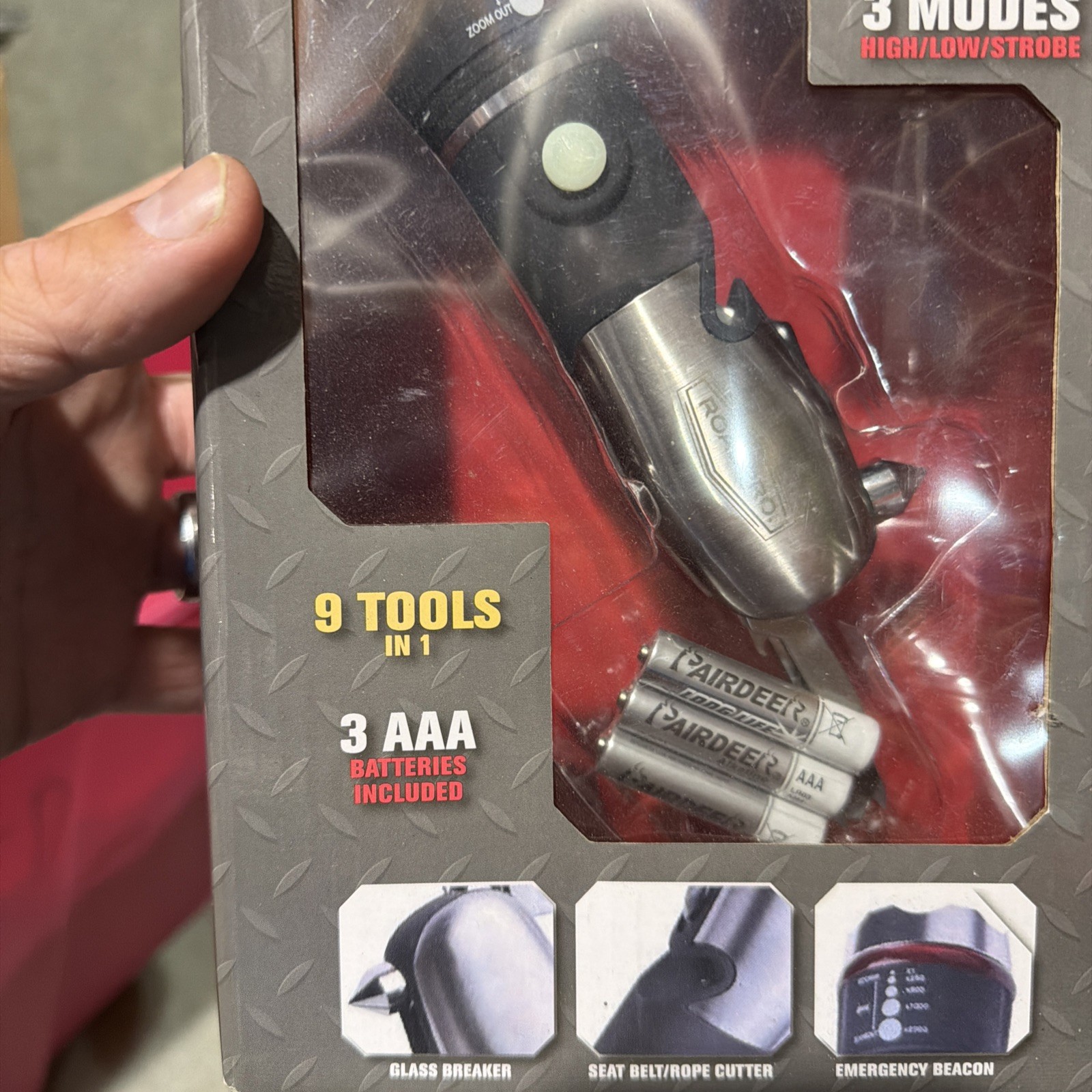 ROADPRO FLASHLIGHT WITH MULTI-TOOL—NEW☆