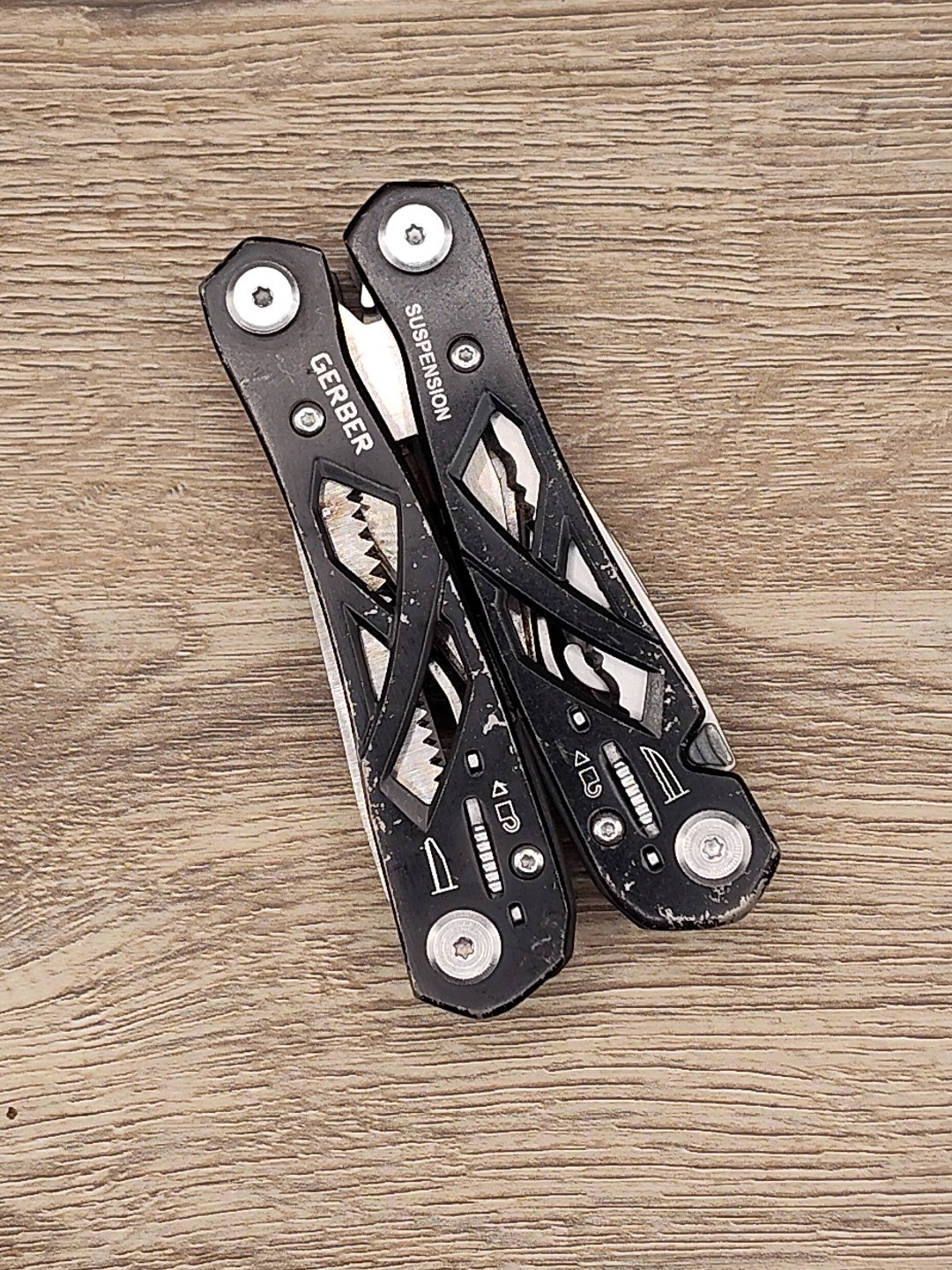 Gerber Suspension Multi Tool with Pouch