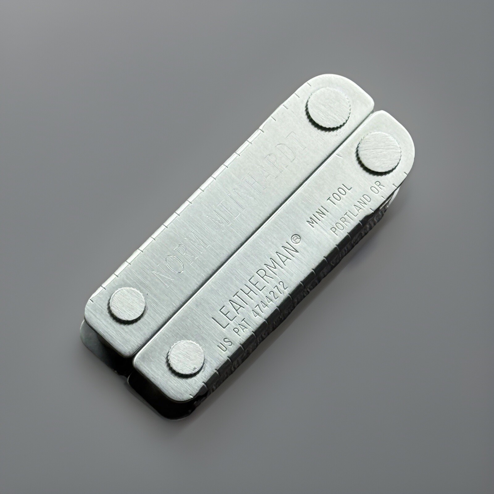 Leatherman MINI TOOL multitool. Variant w/US PAT 4744272 on Both Sides. Engraved