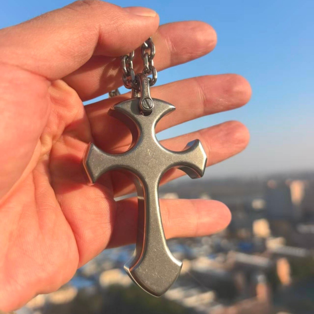 Heavy armor Titanium alloy TC4 Thickened by 12mm Cross EDC Tool Suit