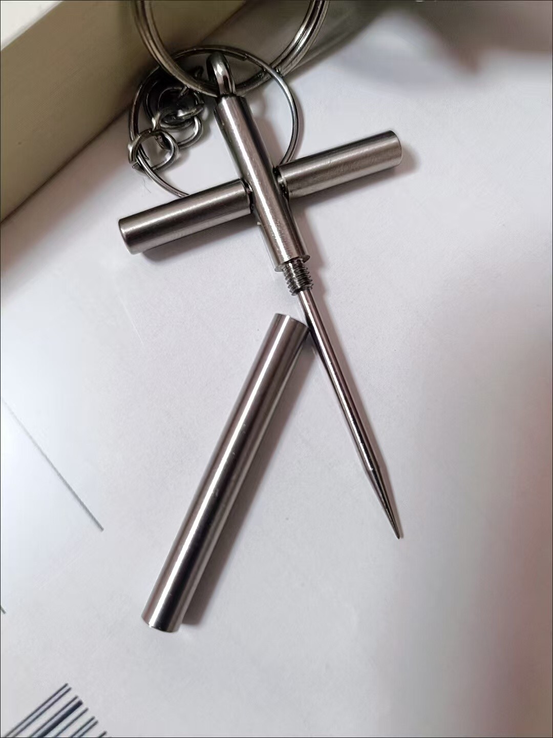 men’s and women’s self-defense wolf proof toothpick EDC key holder Necklace