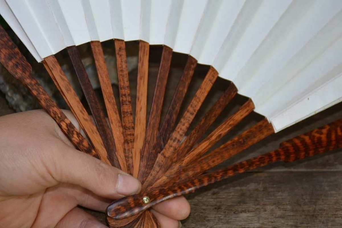 EDC Precious Serpentine Wood Fan Thirteen Square Tactical Craft Fan