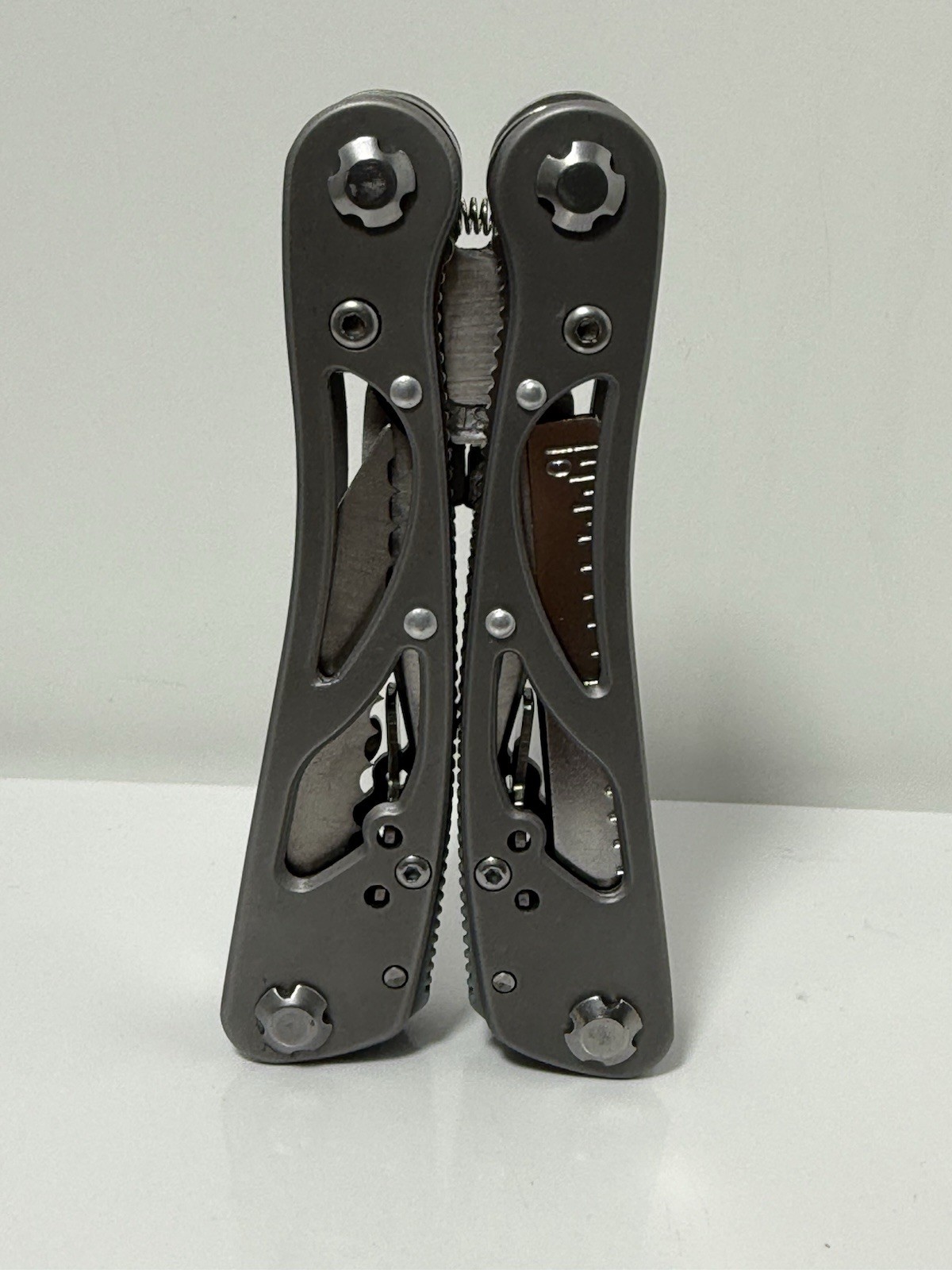 Used Winchester Multi-Tool Stainless Steel with Sheath & 1/4 Drive & Bits