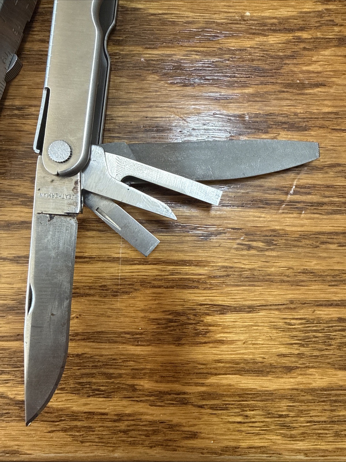 Original Leatherman Super Tool 200 Multitool With Leather Sheath Discontinued