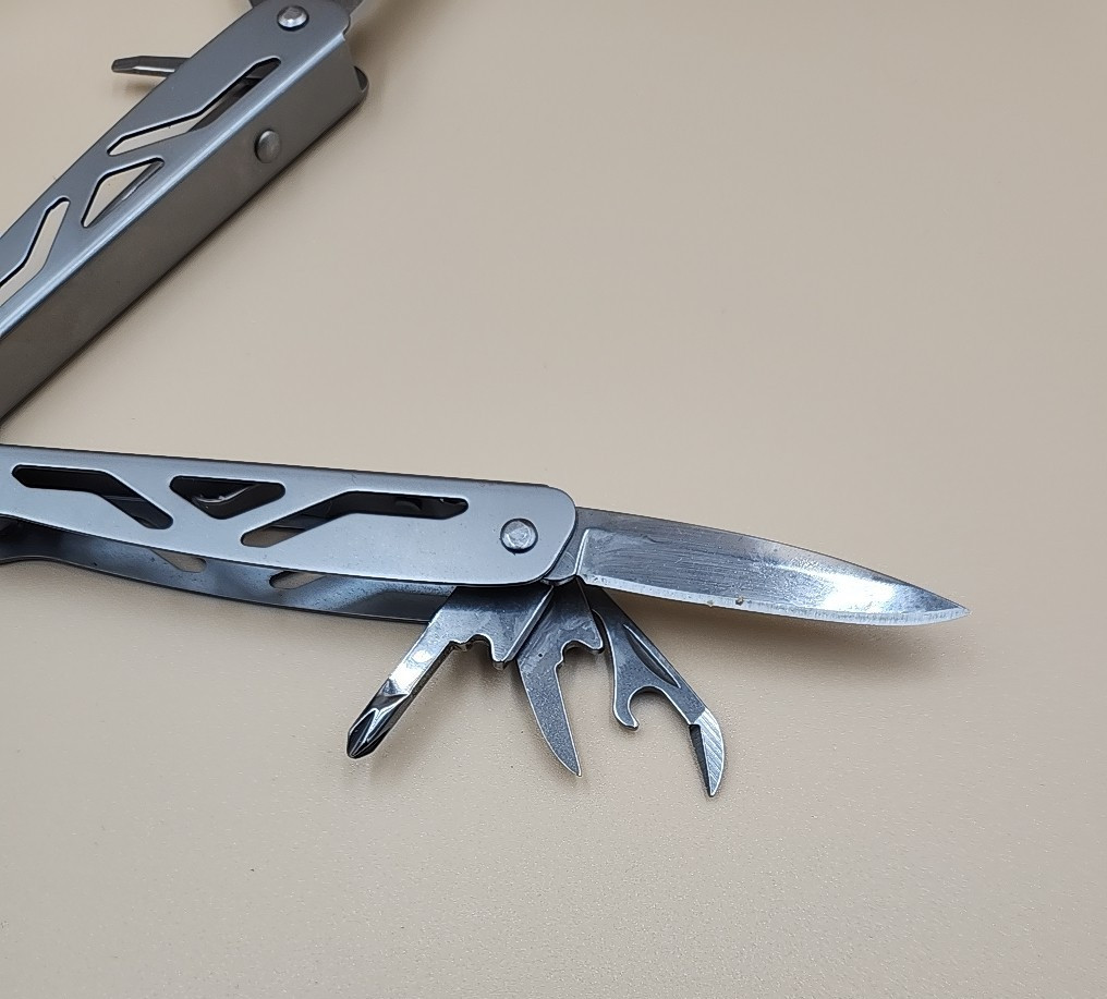 10 in 1 Multi-tool Folding Pocket/Purse Needle Nose Pliers