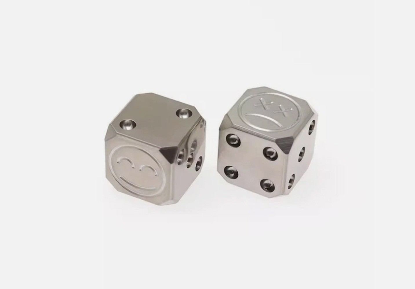 Solid TC4 Titanium Alloy Creative Dice EDC Toy KTV Entertainment Non Fade Gift