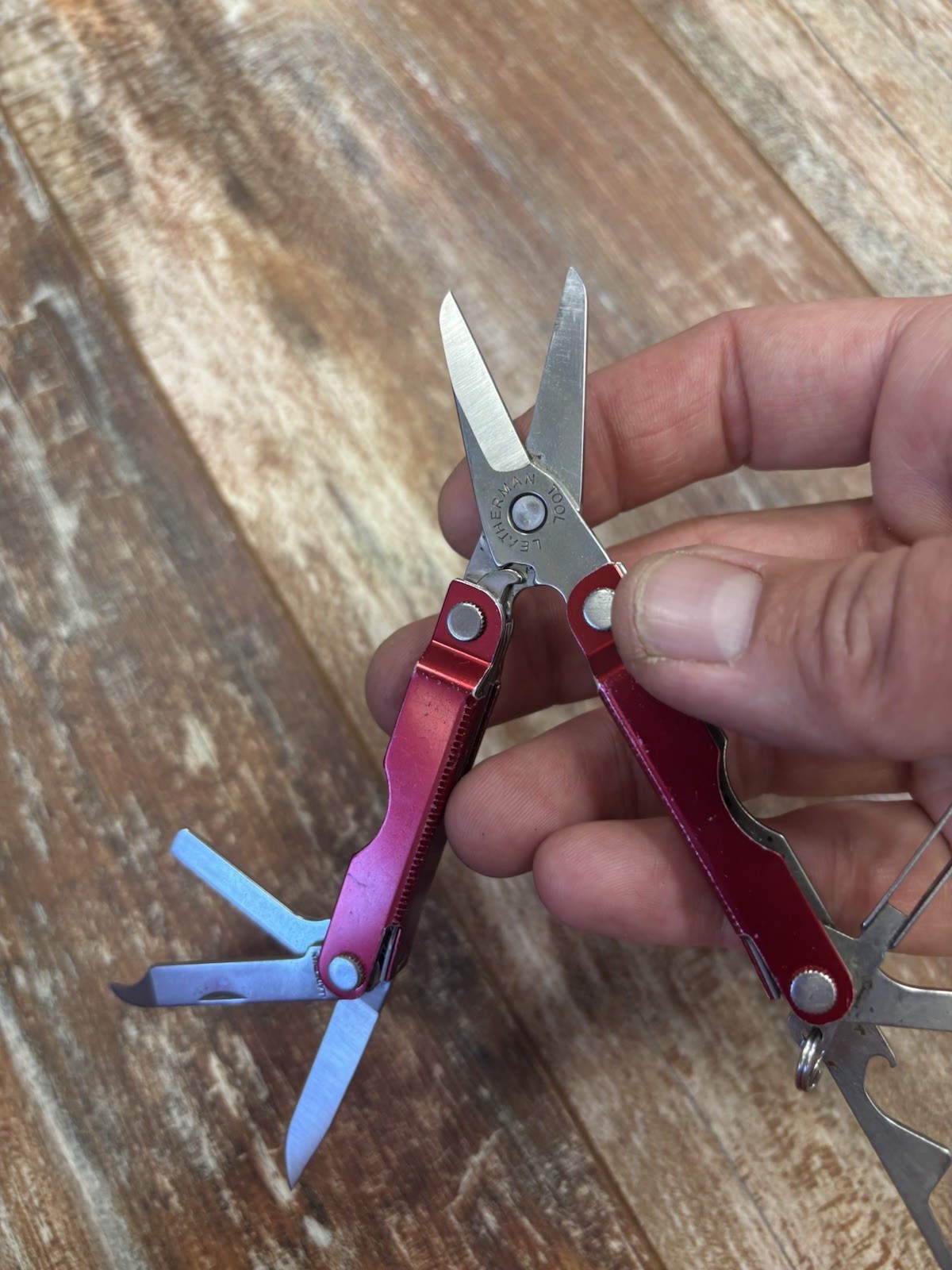 Leatherman Micra Multi Tool Red Classic Shiny Style