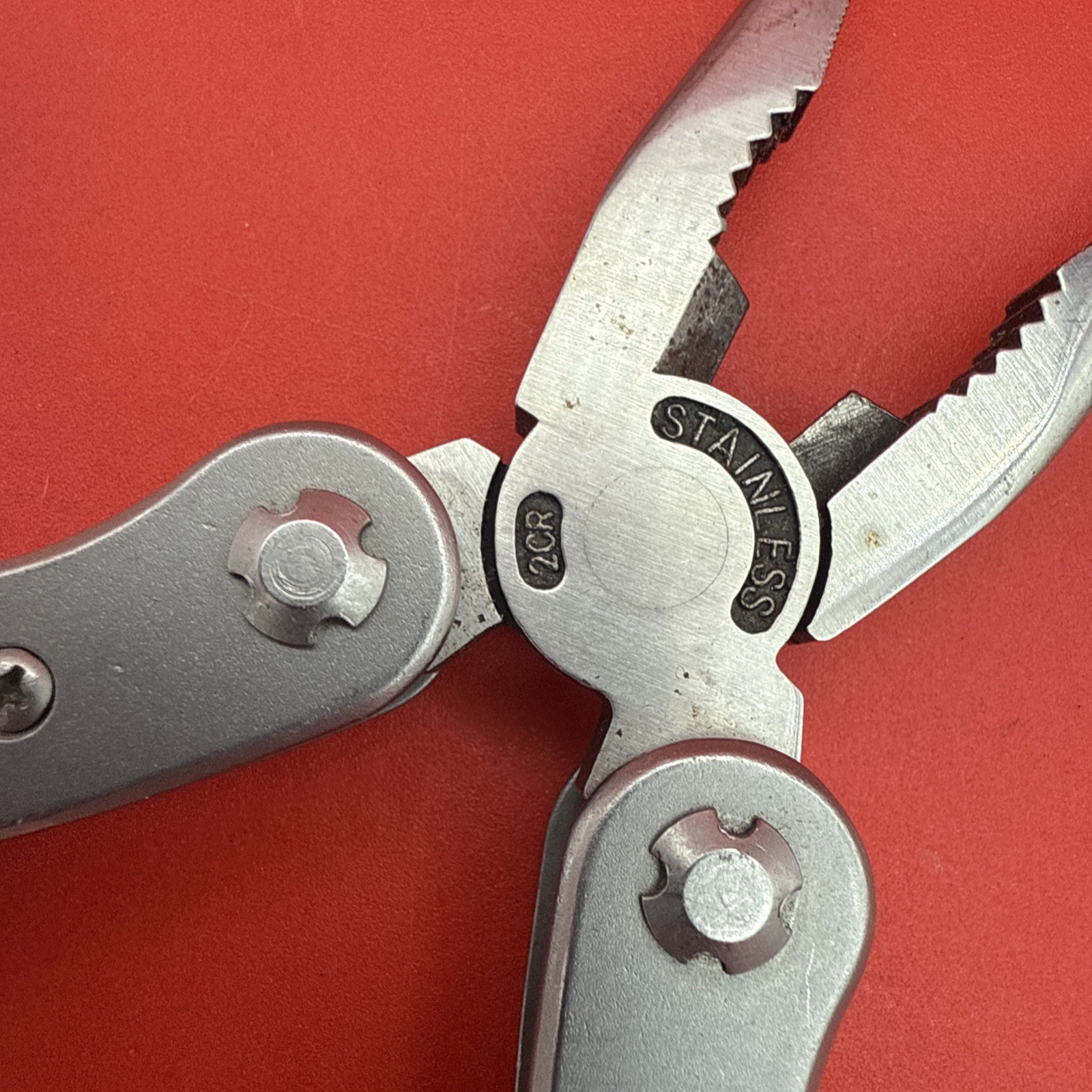 Stanley Multitool 2CR 12-in-1 Grey Stainless Steel Knife Plier Drivers W/ Case
