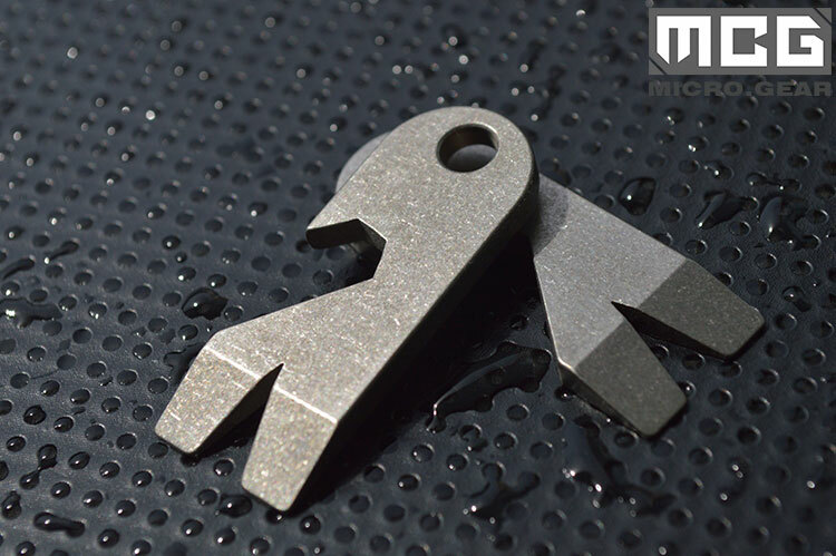 TC4 Titanium CNC Keychain EDC Wrench Multi Tool Pry Bar Crowbar Bottle Opener