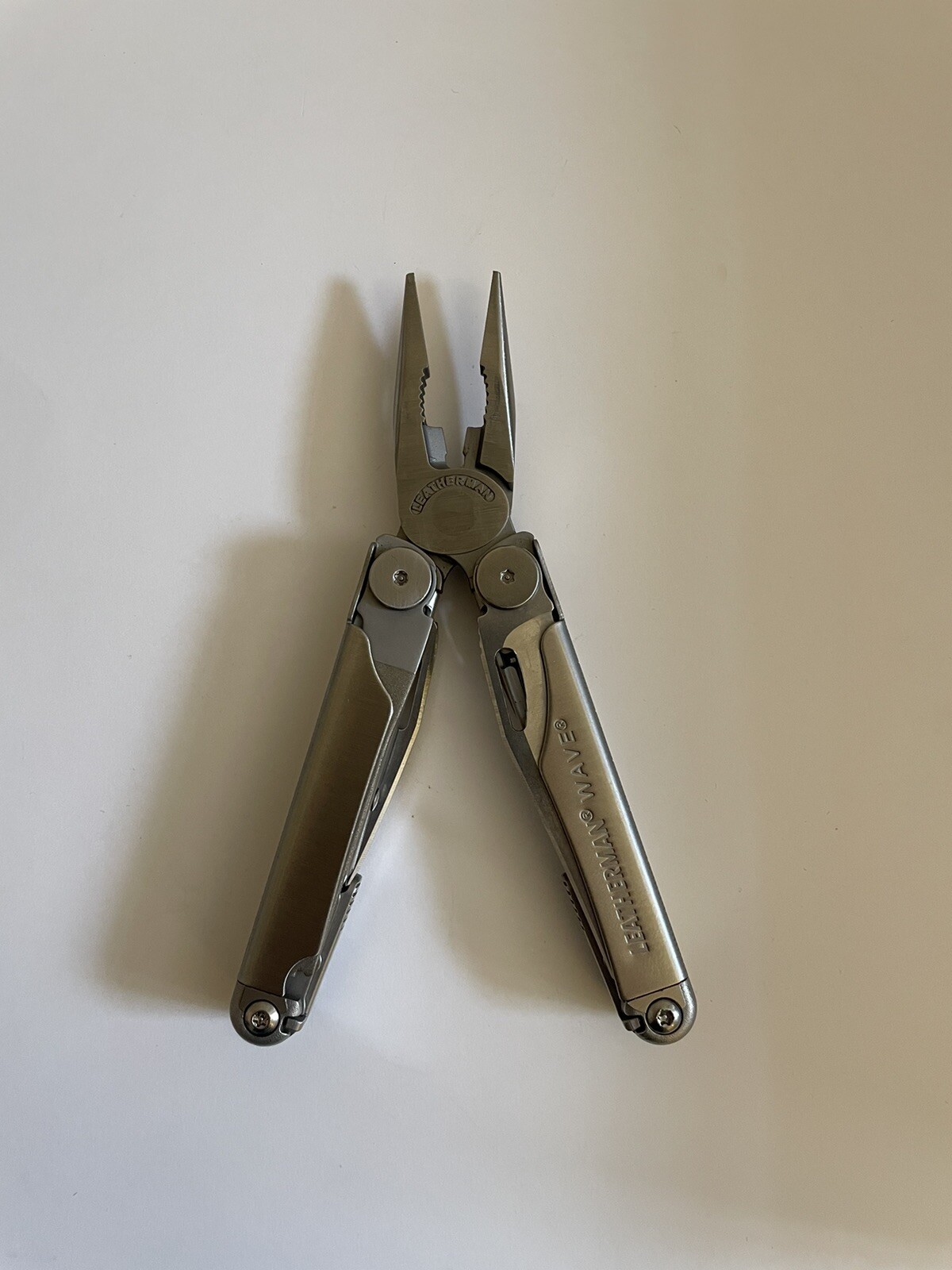 Leatherman Wave 2nd Generation Multi-tool NEW