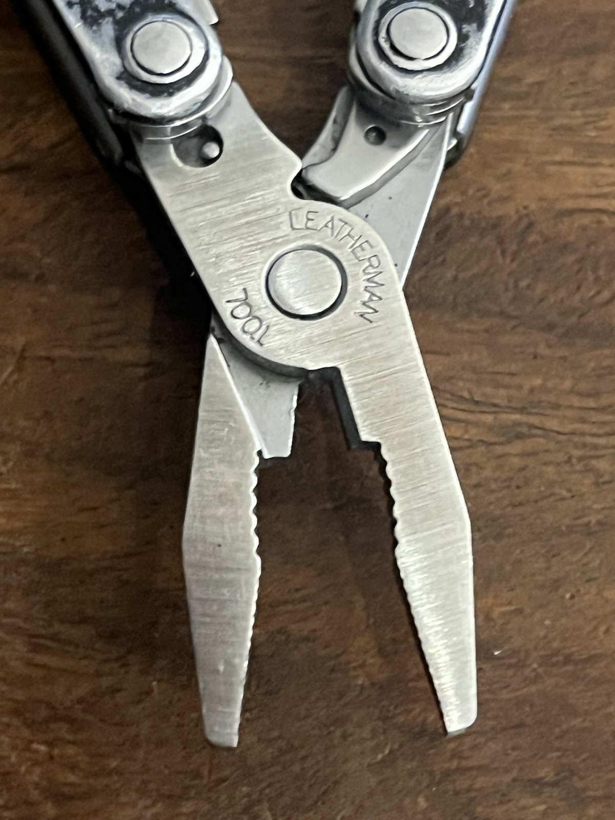 RETIRED Leatherman Squirt PS4 MultiTool Black DISCONTINUED