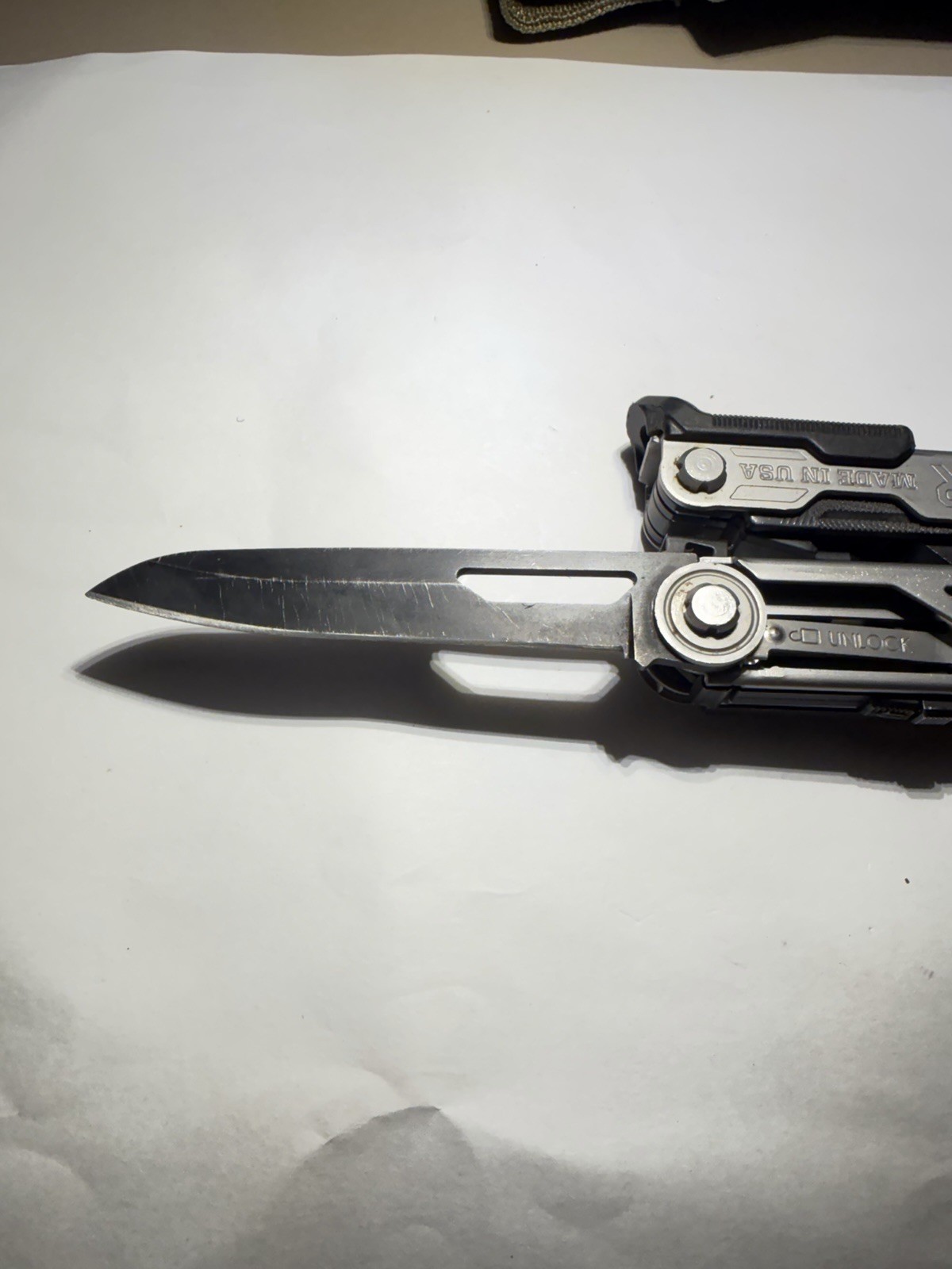 Gerber USA 08722 Combat Tactical Knife/multi-tool with Sheath