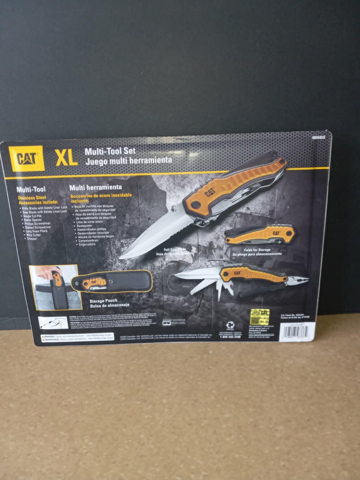 CAT Multi Function Tool 9-in-1, X-Large with Pouch