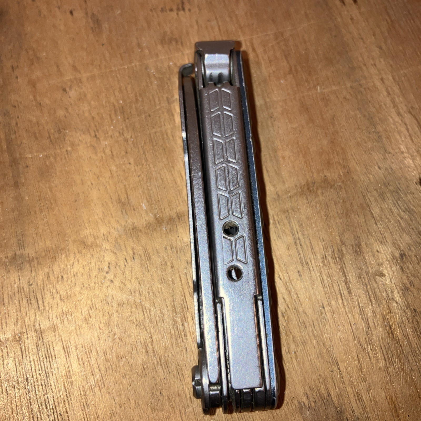 Gerber Armbar Slim Cut Multi Tool 2.5″ S.S. Blade Scissor Bottle Opener