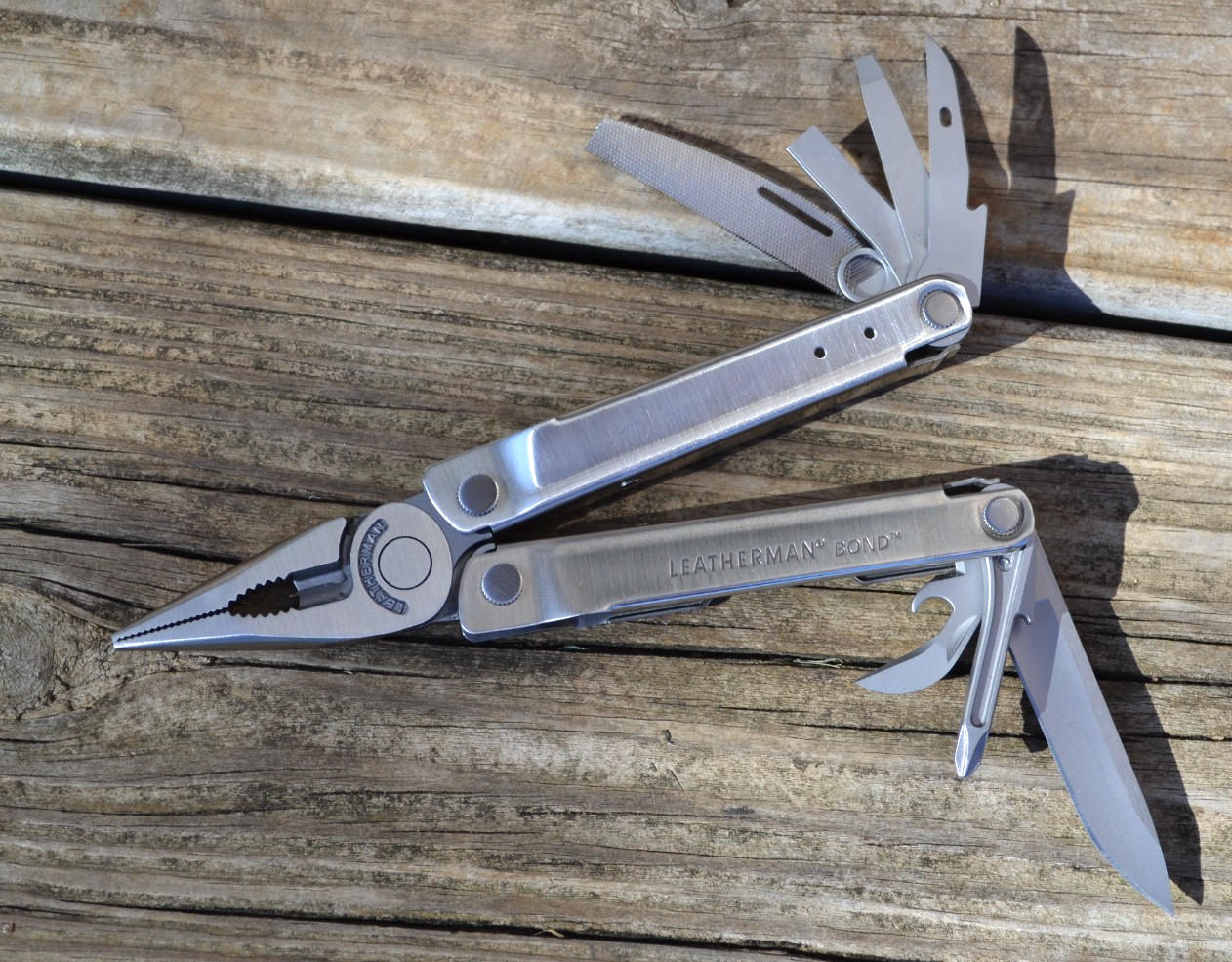 Leatherman Bond Silver Stainless Multi-Tool Knife Pliers & Other Tool–New Other