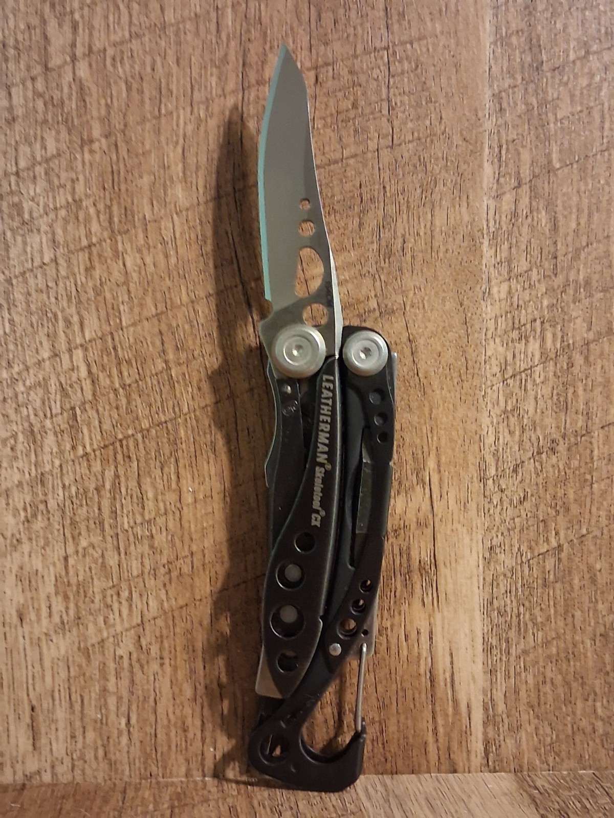 Leatherman Skeletool CX Black 7-in-1 Multi-Tool NEW/Open Box/Display Model
