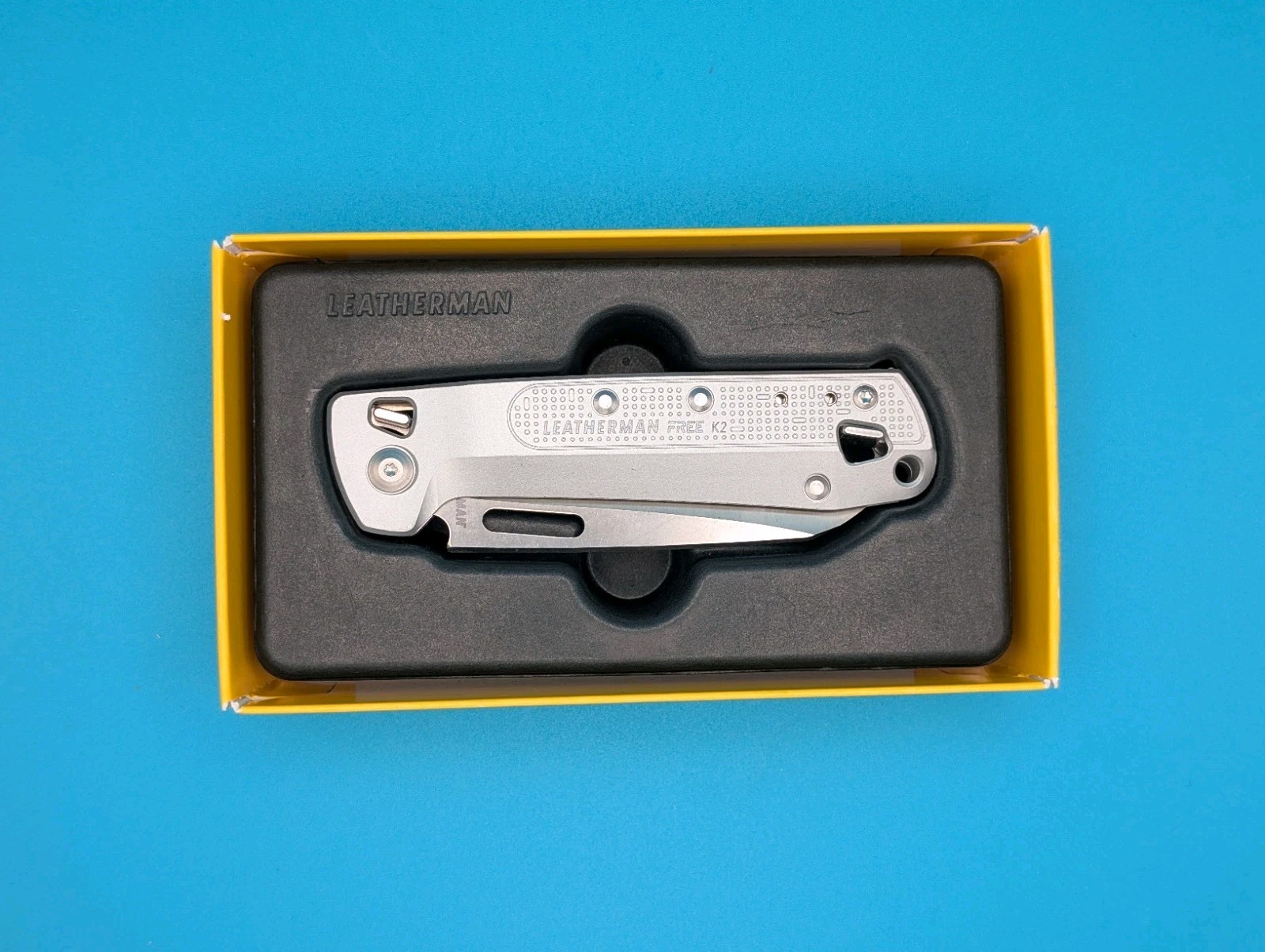 Leatherman Free K2X Pocket Size 8 Tools Stainless Steel Multitool, Silver! NEW!