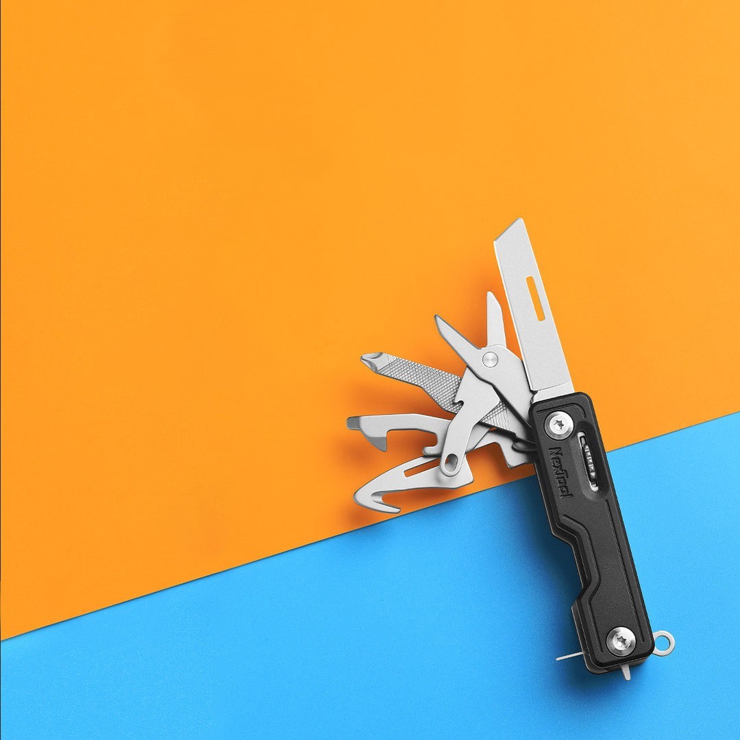Mini EDC Multitool Pocket Utility Tool Keychain Camping Repair Tool Black