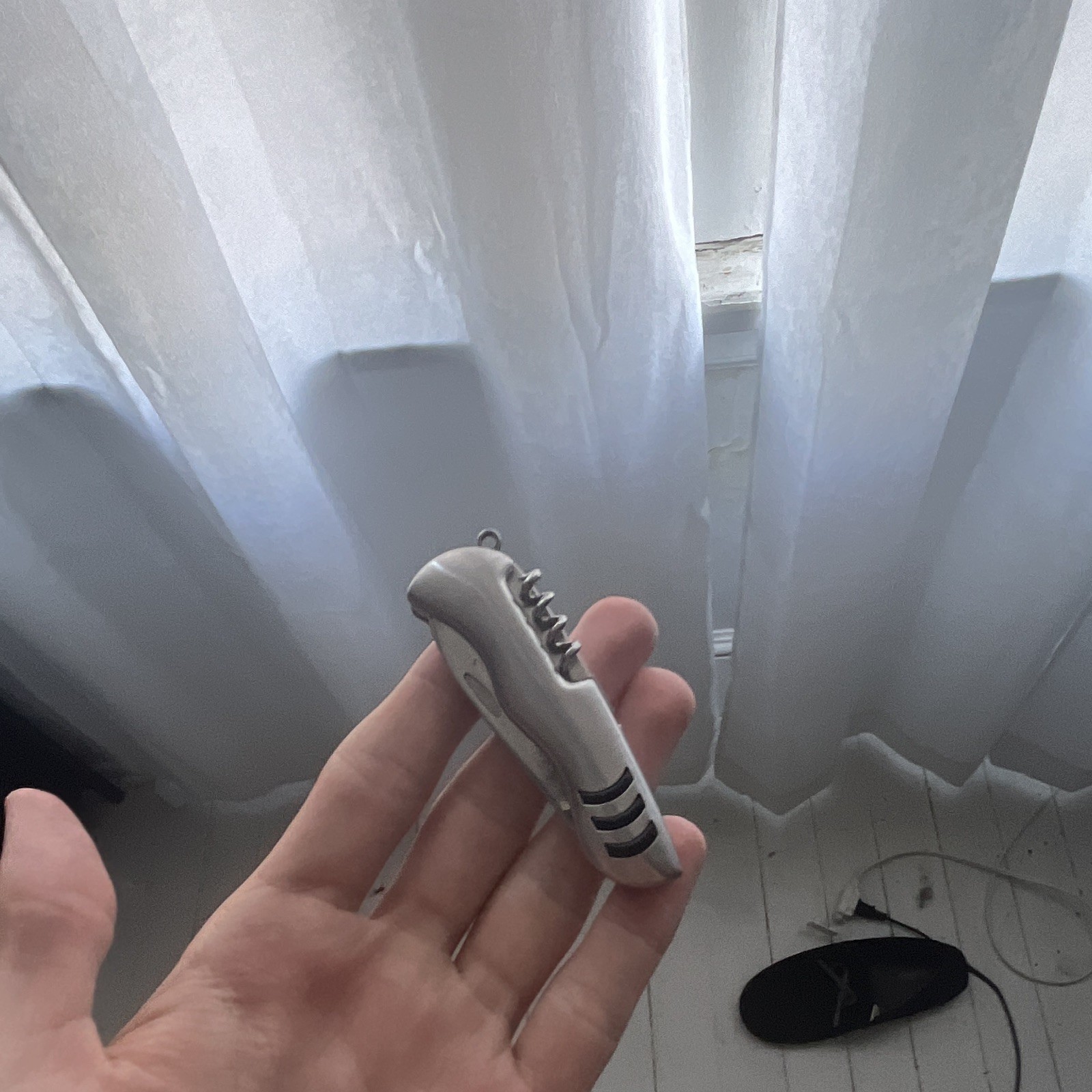 Pocket Multi-Tool 3-in-1 Knife Corkscrew Bottle Opener 2″ SS Silver/Black
