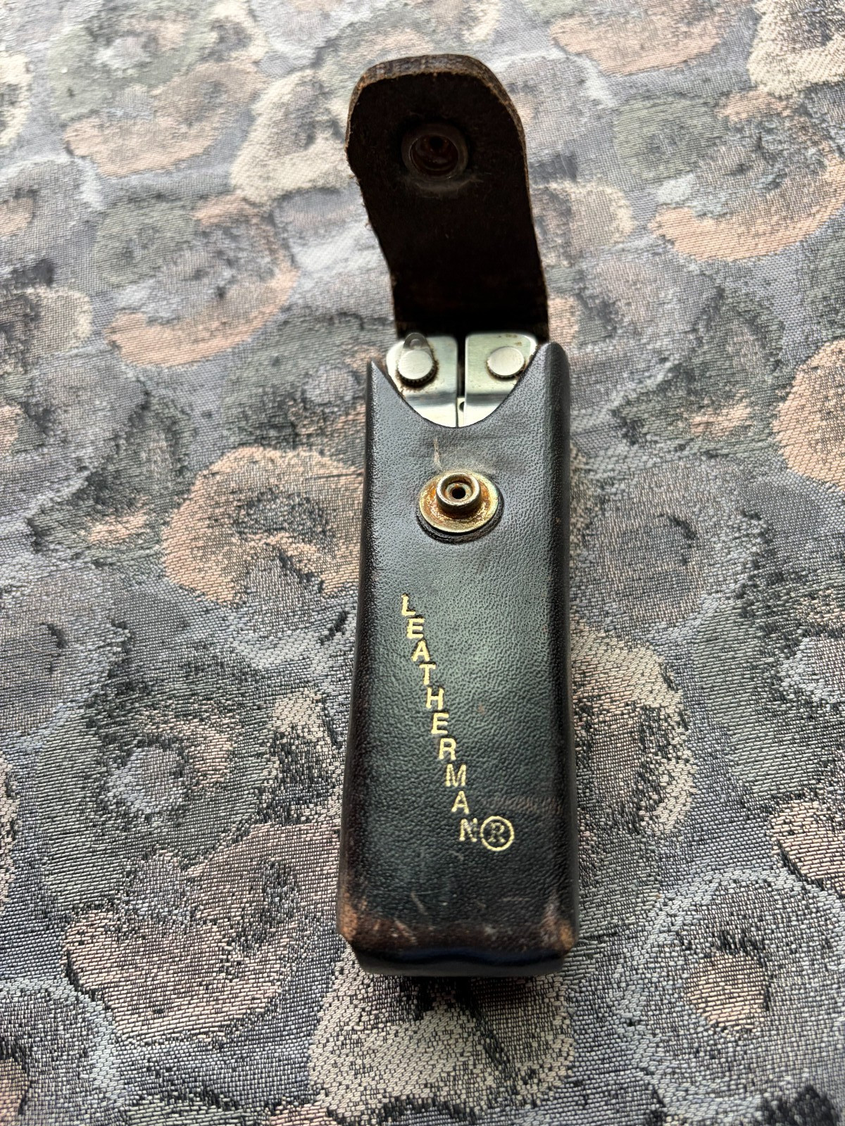 Vintage Original Leatherman Multi-Tool Portland OR. MADE IN USA w/Leather Case