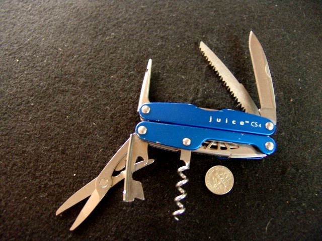 LEATHERMAN- -JUICE CS4 –DISCONTINUED–BLUE–MULTI TOOL–EXCELLENT